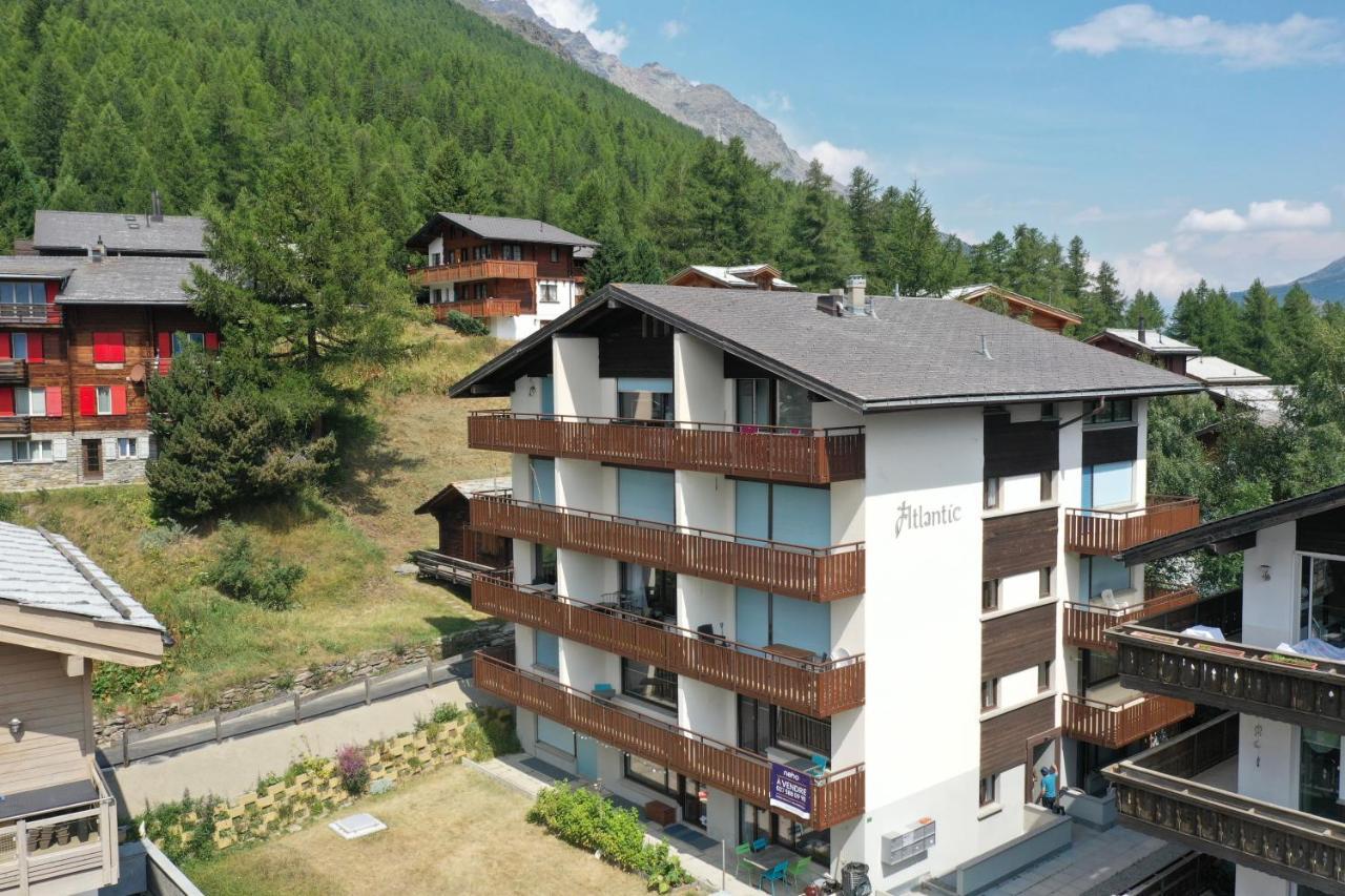 Mountain Retreat Studio: Idyllische Ferienwohnung In Saas Fee Extérieur photo